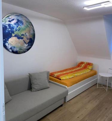 Sudstadt-Bult Apartment | Work-Friendly Apartment in Hannover Südstadt for Families