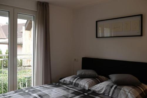 Oedheim Apartment | Cozy 2.5-Room Apartment Ideal for Families