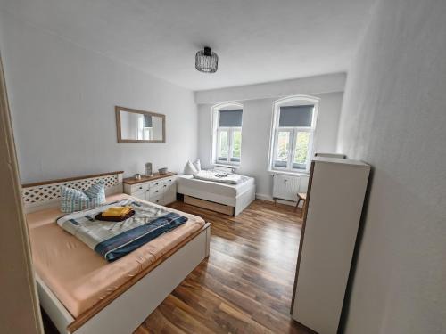 Zeitz House | Family-Friendly Wohnungen am Sommerbad with Pet Amenities