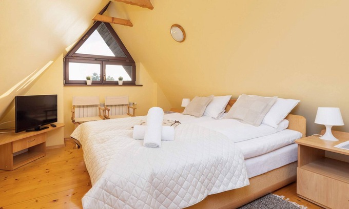 Zakopane Apartment | Top-Rated 1-Bedroom Apartment in Zakopane, Family-Friendly