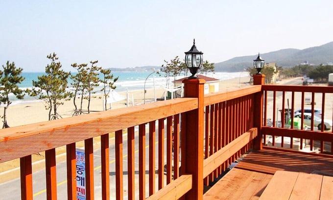 Pohang House | Welcoming Wolpo Donghae Pension with Family-Friendly Amenities