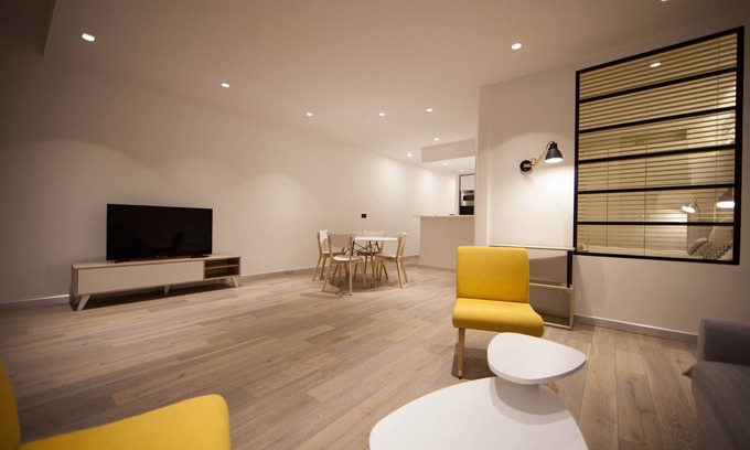 Toulouse Apartment | Cozy Wonder Appart' 403 with River Views and Family Amenities