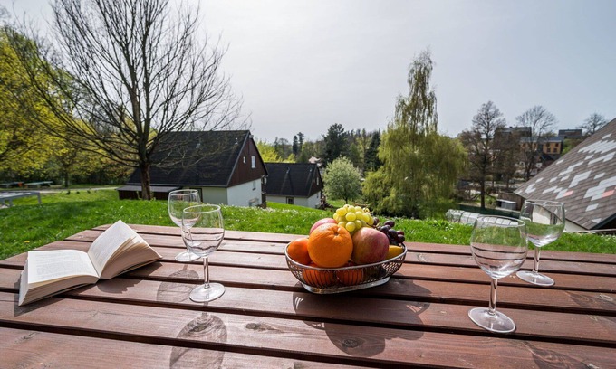 Cerny Dul House | Cozy Private Villa with Pool, Lake View & Pet-Friendly