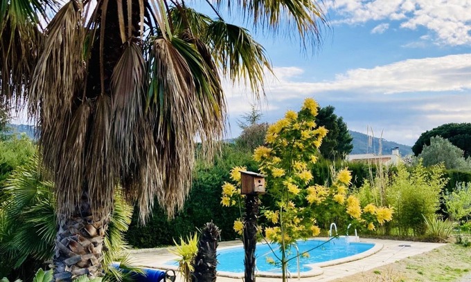 Le Boulou Villa | Premier 3-Star Hotel with Ocean View and Inviting Pool