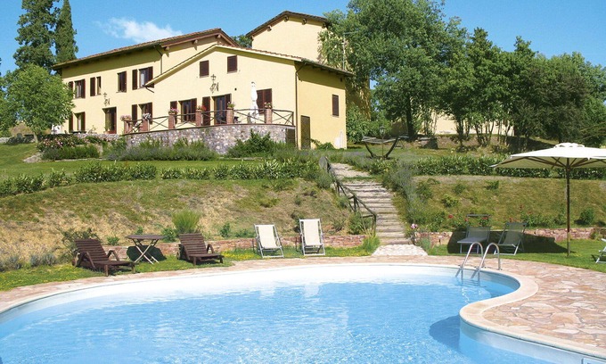 Terranuova Bracciolini Villa | Wonderful private villa for 22 people with private pool, WIFI, TV, patio, pets allowed and parking