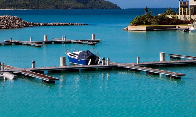 Mahe Island Apartment | Top-Rated Eden Island Apartment with Pool & Breakfast