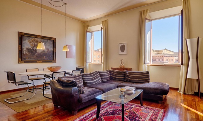 Siena Historical Center Apartment | Top-Rated Apartment in Siena's Piazza del Campo | Palazzo Giorgi