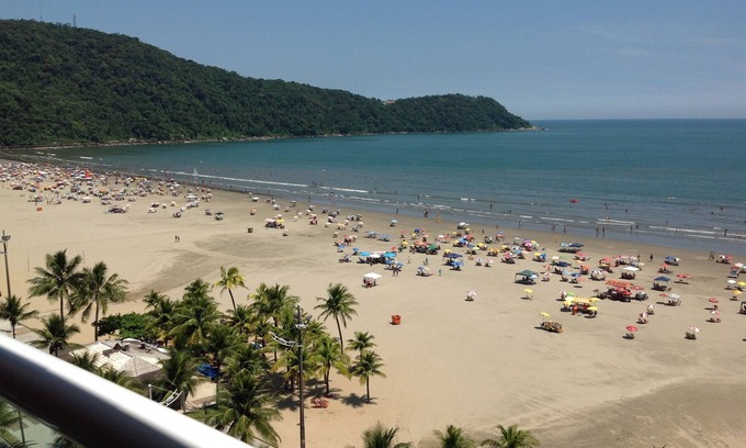Canto do Forte Apartment | Beachfront Apartment with Gourmet Balcony & Ocean Views