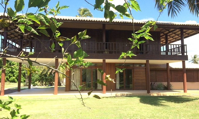 Maceio House | Idyllic Beach House with Pool & Spa in Ipioca - Hibiscus