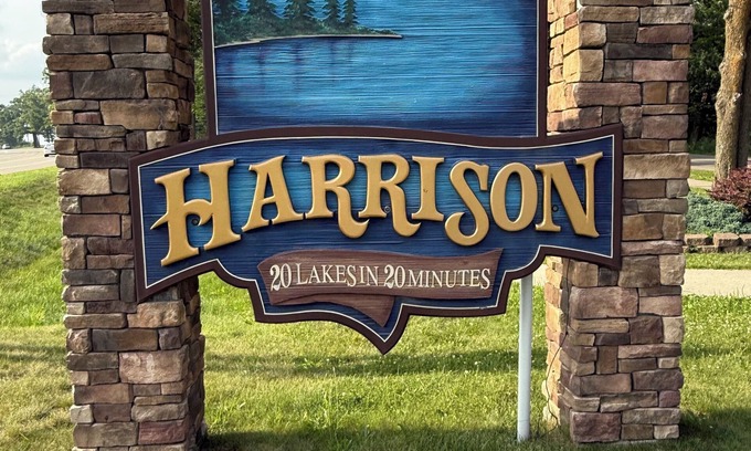 Harrison Cabin | Wonderful cabin with AC in charming Harrison, MI
