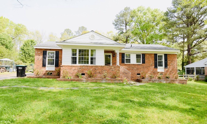 Tuckahoe House | Cozy Fully Furnished Home with Private Yard & Spa Amenities