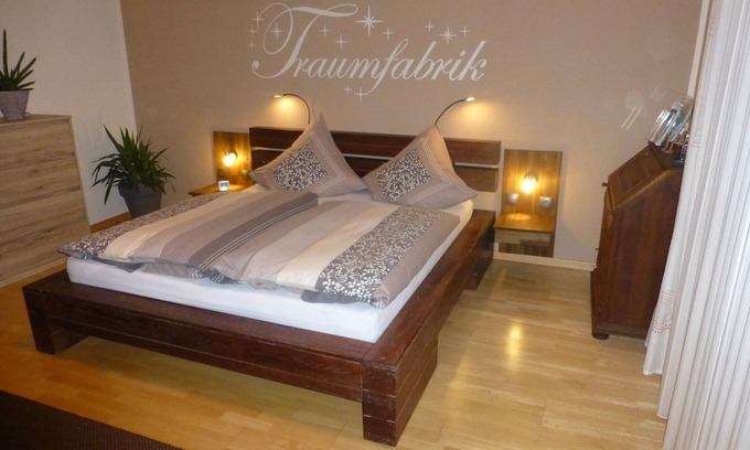 Sonnenberg-Winnenberg Apartment | Breathtaking Views of Nahe Valley and Frombork Await You