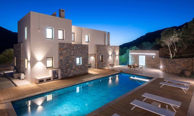 Vrachasi Villa | Family-Friendly Villa with Private Pool in Vrachasi