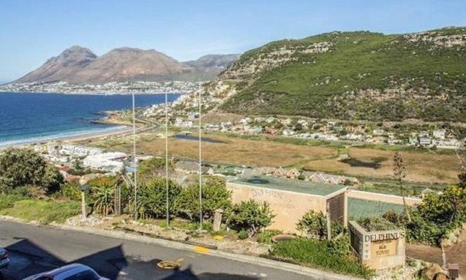 Fish Hoek House | Family-Friendly Retreat Just Steps from the Beach
