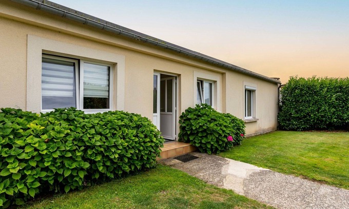 Saint-Vigor-le-Grand House | Wonderful private villa for 6 people with WIFI, TV, terrace and pets allowed