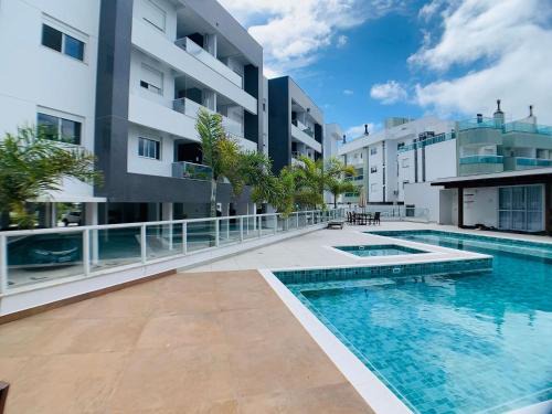 Ingleses Norte Apartment | Guest Rated 10/10: High-End Apartment with Pet-Friendly Perks