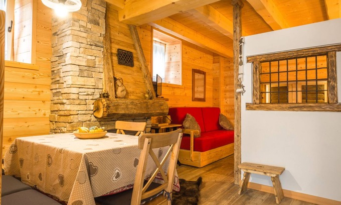 Molina di Ledro Cabin | Relaxing Hut Near Valle di Ledro with Family-Friendly Amenities