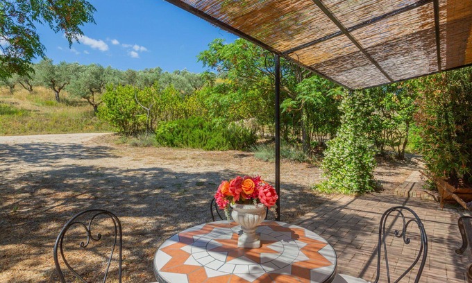 Tortoreto House | Private Villa for 10 with Pool, Terrace & Pet-Friendly Stay