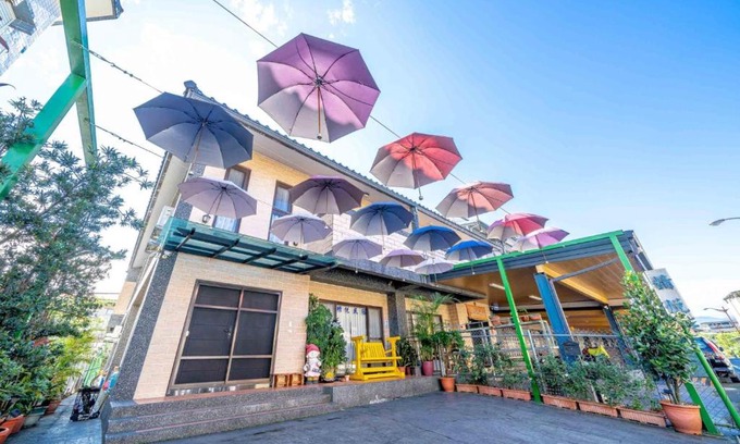 Sanxing House | Inviting Land B&B: Guest Rated 9/10 with Hot Tub & Breakfast