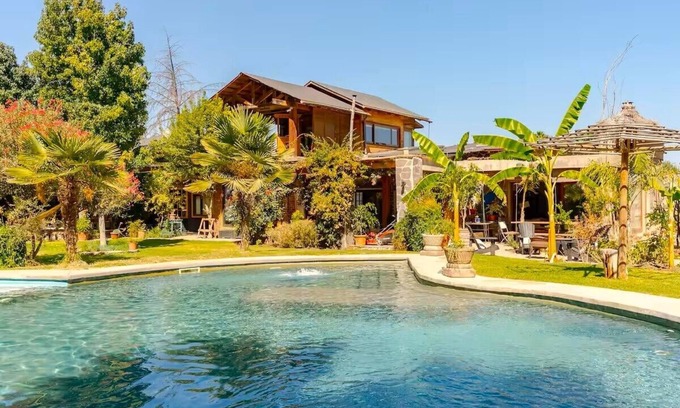 Curacavi House | Wonderful large family cottage