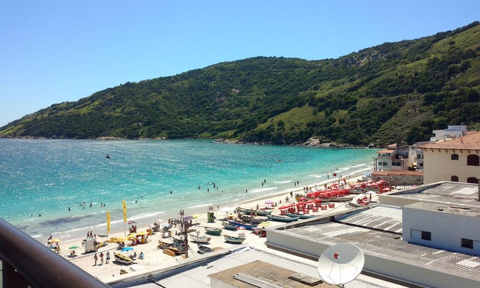 Prainha Apartment | Ocean-View Loft in Prainha with Pool & Spa Amenities