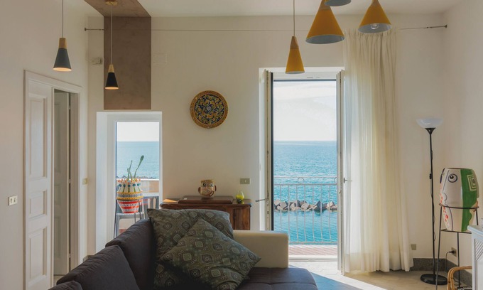Pioppi Apartment | Seaside Suite la Concha: Ideal for Up to 4 Guests