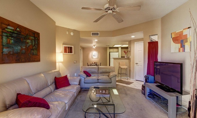 North Mountain Condo | Discover Pointe Resort Condo: Rated 9.6/10 with Pool & Spa