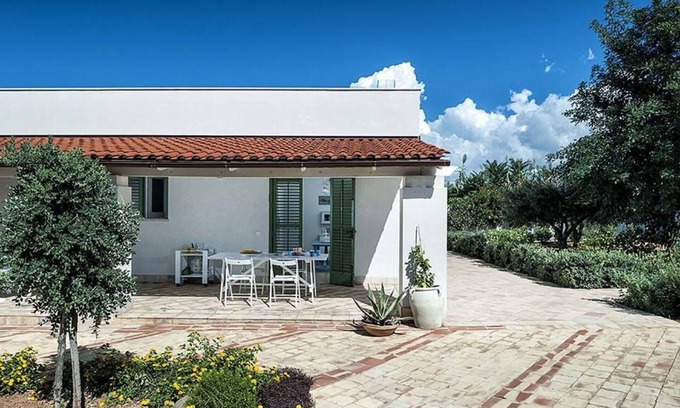 Mazara del Vallo Villa | Wonderful private villa for 8 people with A/C, WIFI, TV, terrace and parking