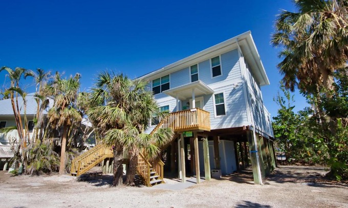 Captiva House | Top-Rated Private Home with Pool - Sunset Captiva 47