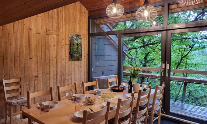Monteggio House | Delightful Private Villa for 6 with Wi-Fi and Balcony