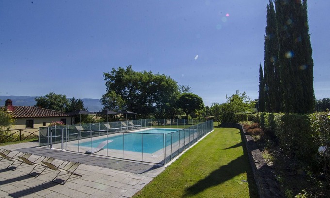 Terranuova Bracciolini Villa | Premier Villa with Private Pool, Hot Tub & Panoramic Views