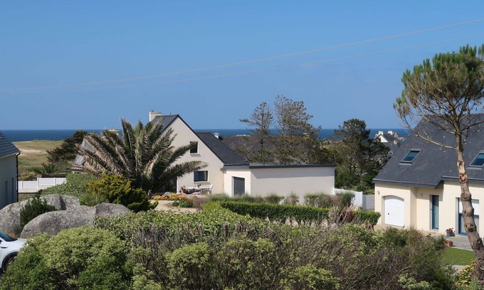 Kerlouet House | Private Villa for 8 with Ocean View, WIFI & Terrace