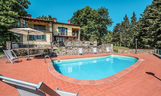 Neri House | Elegant Private Villa for 8 with Pool and Panoramic Views