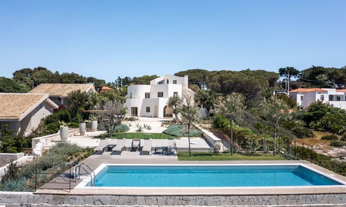 Plemmirio Villa | Elegant Private Villa with Pool and Panoramic Ocean Views