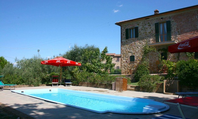 Santa Maria Villa | Exclusive Villa with Pool & WiFi Near Montepulciano