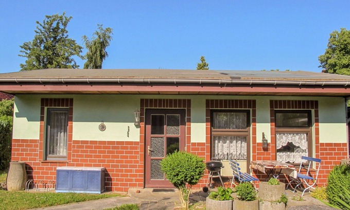 Goldberg House | Inviting Private Villa for 4 Guests with Pet-Friendly Amenities
