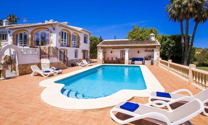 Tarraula Villa | Private Villa for 8 with Pool, Ocean View & Free WiFi