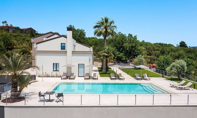 Mascali Villa | Private Villa with Pool, Ocean View & Modern Amenities