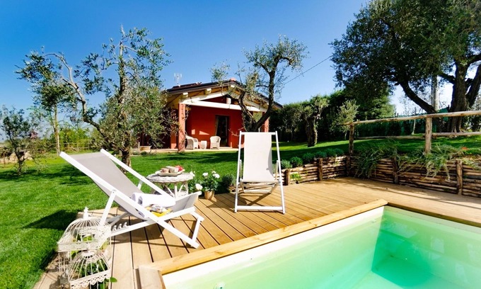 Lari Villa | Cozy Villa Retreat for 4 with Private Pool & Pet-Friendly