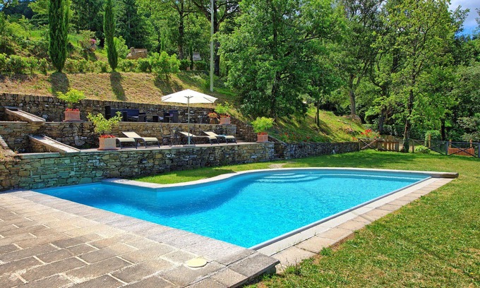 Pieve di Chio Villa | Elegant Villa Retreat with Private Pool & Scenic Views