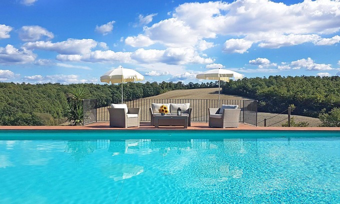 Cetona Villa | Private Villa with Pool, Ocean View & Modern Amenities
