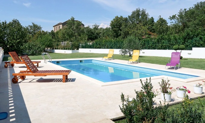 Central Dalmatia House | Wonderful private villa with WIFI, A/C, private pool, TV, terrace, pets allowed and parking