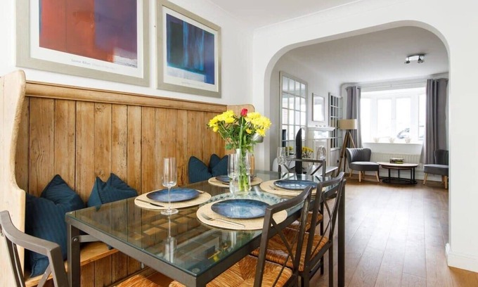 Selsey House | Oceanfront Home with Panoramic Views - Rated 10/10 by Guests
