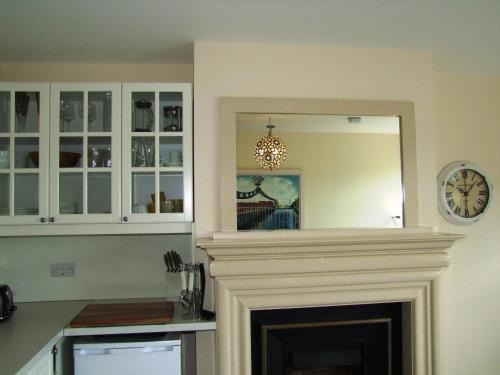 Glendalough Apartment | Explore Glendalough: Cozy Farmhouse Apartment Retreat