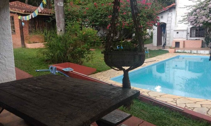 Ibiuna Cottage | Idyllic Retreat in Ibiúna: 12 Suites & Poolside Bliss