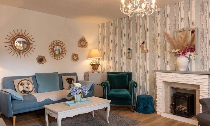 Cancale House | Cozy Villa for 5 with Ocean View, Patio & Pet Friendly
