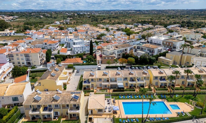Pera House | Inviting Villa with Pool, Ocean View, and Family-Friendly Amenities