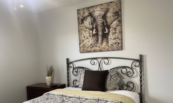 Gunter Afs House | Wonderfully Quiet, Comfortably Adorable, Peaceful, & Cozy.