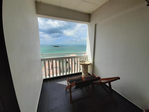 Taman Tanjung Ski Chalet | Oceanfront Wonderland Private Chalets in Port Dickson