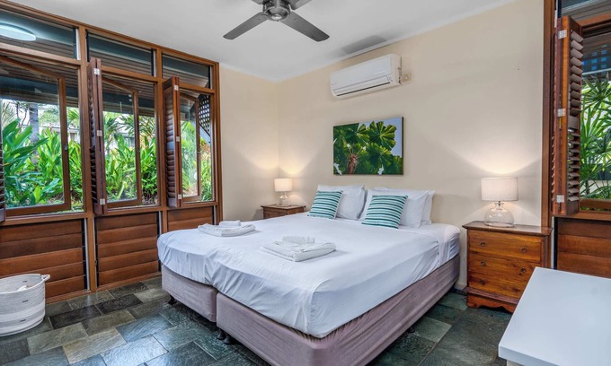 Wongaling Beach Apartment | Beachfront 3 Bedroom Wongalinga: Family-Friendly Retreat